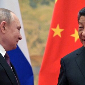 Foto: Vladimir Putin dan Xi Jinping (BBC)