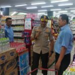 Polisi Sidak Supermarket